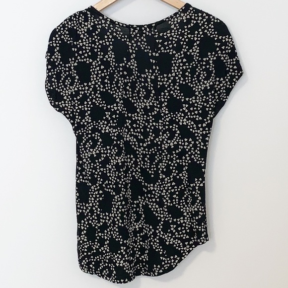 #37 - Talula | Aritzia Print Scoop Blouse - XXS - Picture 3 of 6